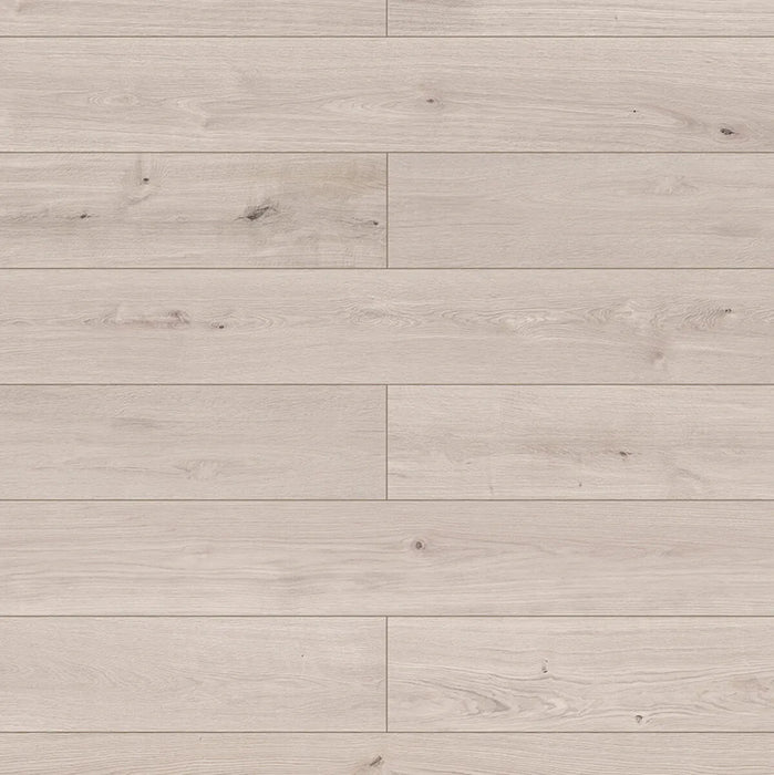 Canadian Standard Inhaus Elandura Silver Sand 5mm waterproof rigid core vinyl flooring featuring light grey oak-look grain with light tonal variation