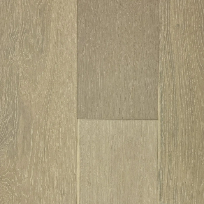 Canadian Standard Origins Hampshire European Oak engineered hardwood featuring 7.5-inch planks with wirebrushed texture