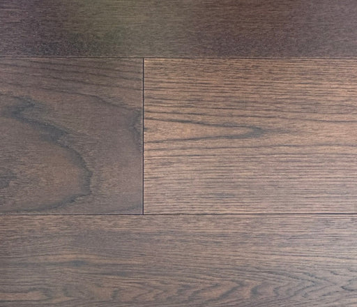 NAF Cacao Hickory engineered hardwood flooring with 7.5-inch wide planks, natural wood grain and a wirebrushed surface