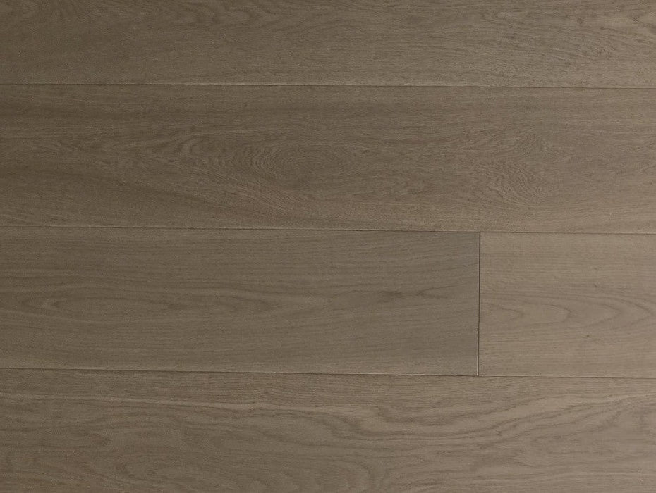 NAF Russet White Oak engineered hardwood flooring with 7.5-inch wide planks and natural oak grain with a wirebrushed texture