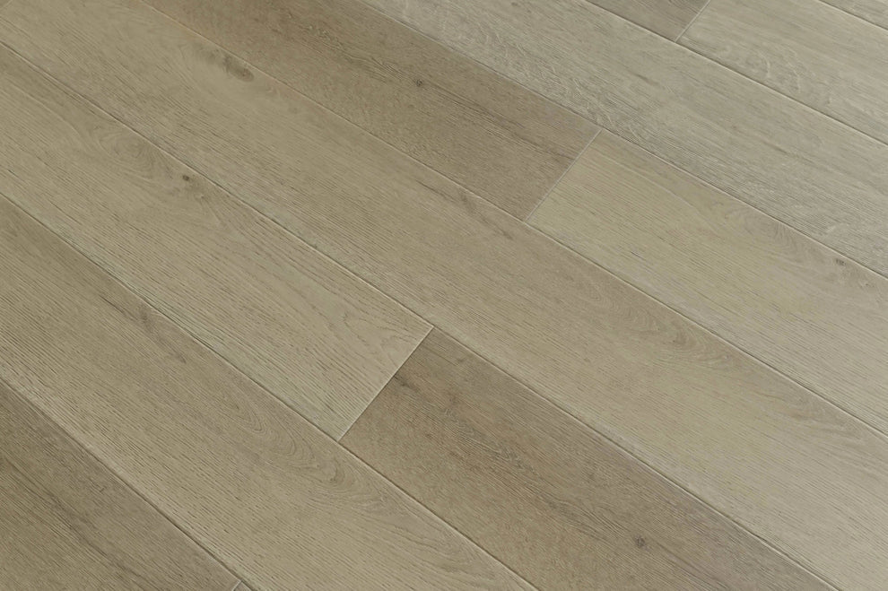 Toucan Sawn Oak SPC9 waterproof luxury vinyl flooring detail closeup